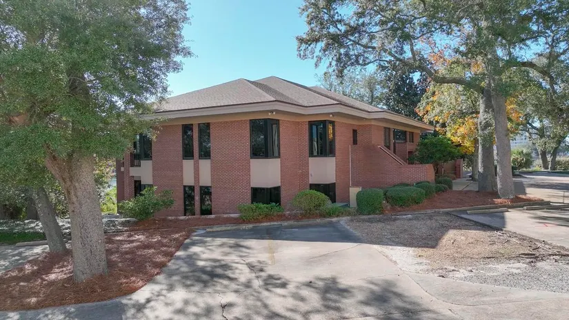 220 Mckenzie Avenue, Panama City, FL - Panama City Commercial